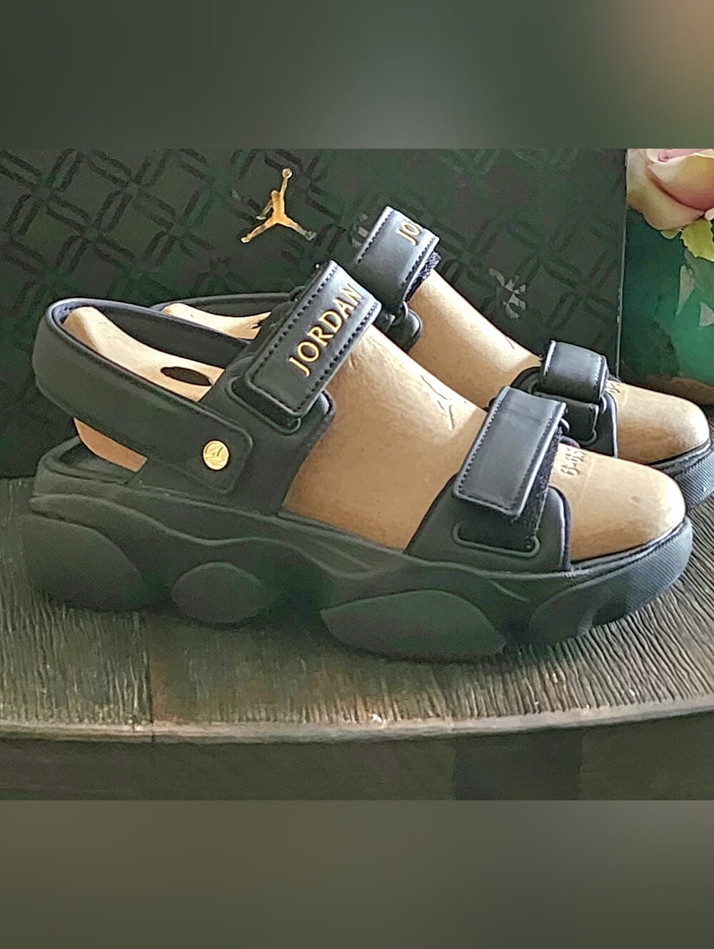 Jordan women Sandals